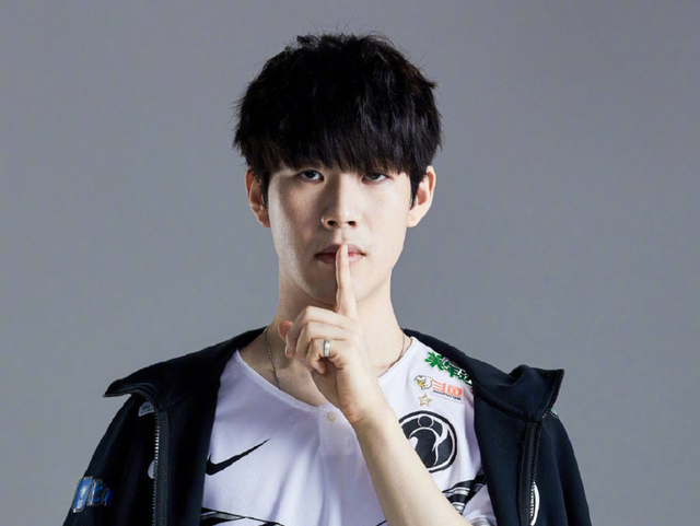 罗宾逊23 罗宾逊23