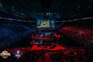 围绕字母哥 围绕字母哥